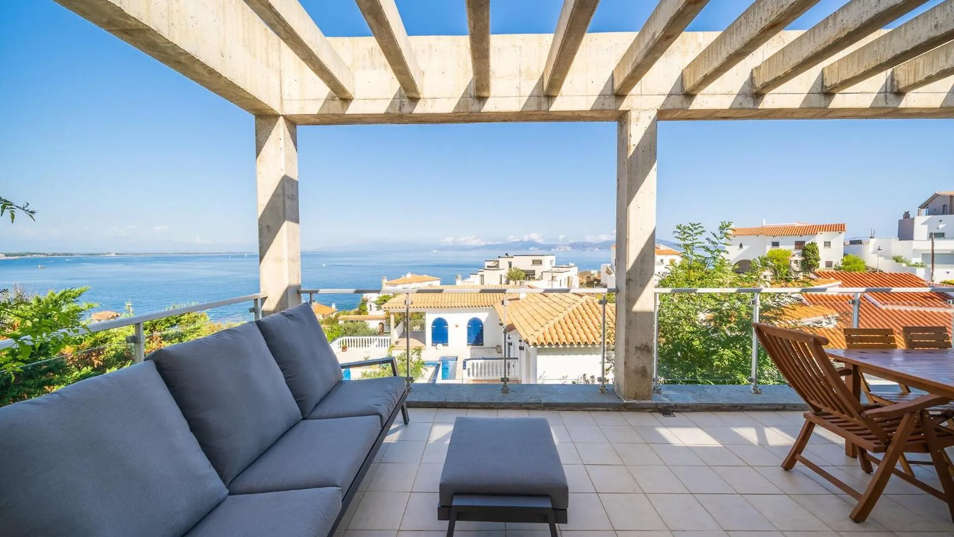 Beautiful Villa Near Illa Mateua Beach L' Escala