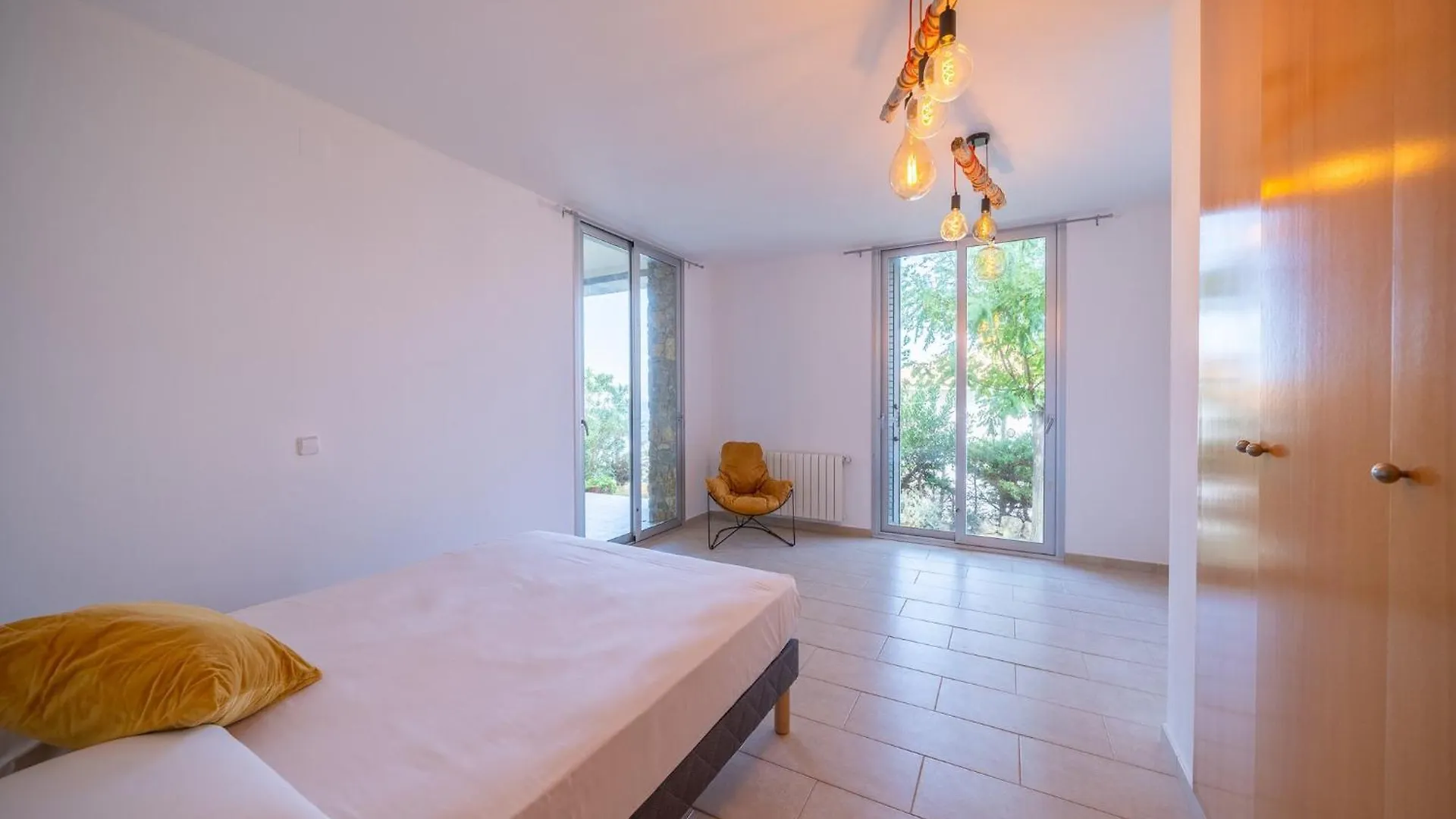 Beautiful Villa Near Illa Mateua Beach L' Escala 西班牙